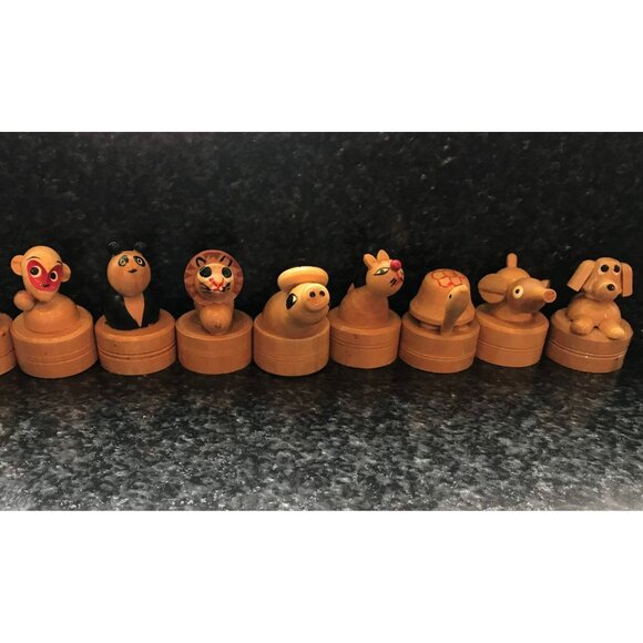 Set of 8 Vtg Wooden Pencil Sharpeners E552 Monkey Panda Bear Lion Ram Cat Turtle - Picture 1 of 10